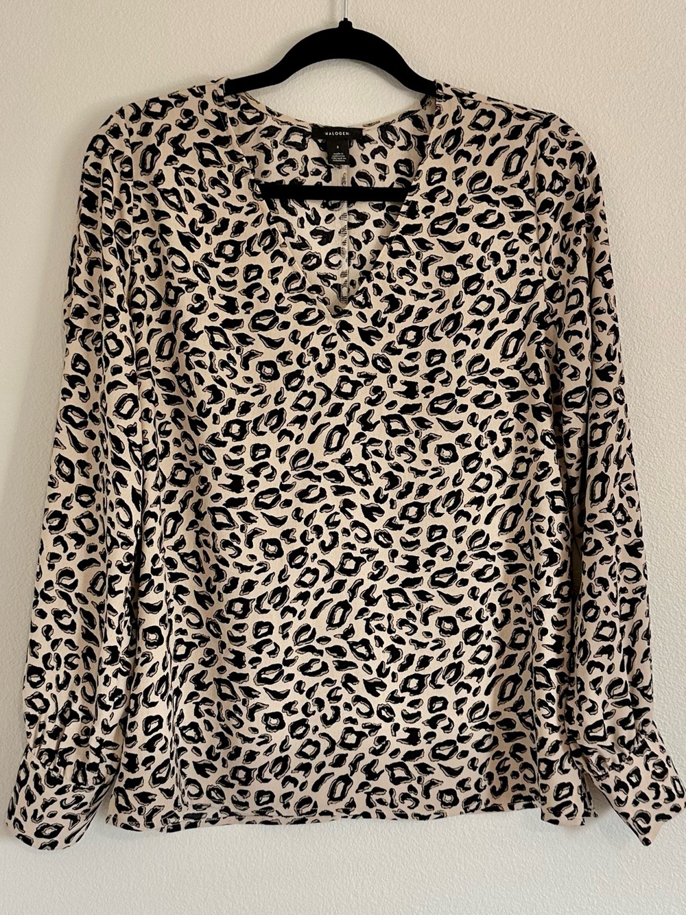 Halogen Nordstrom Tan Abstract Animal Print V-Neck Top Small